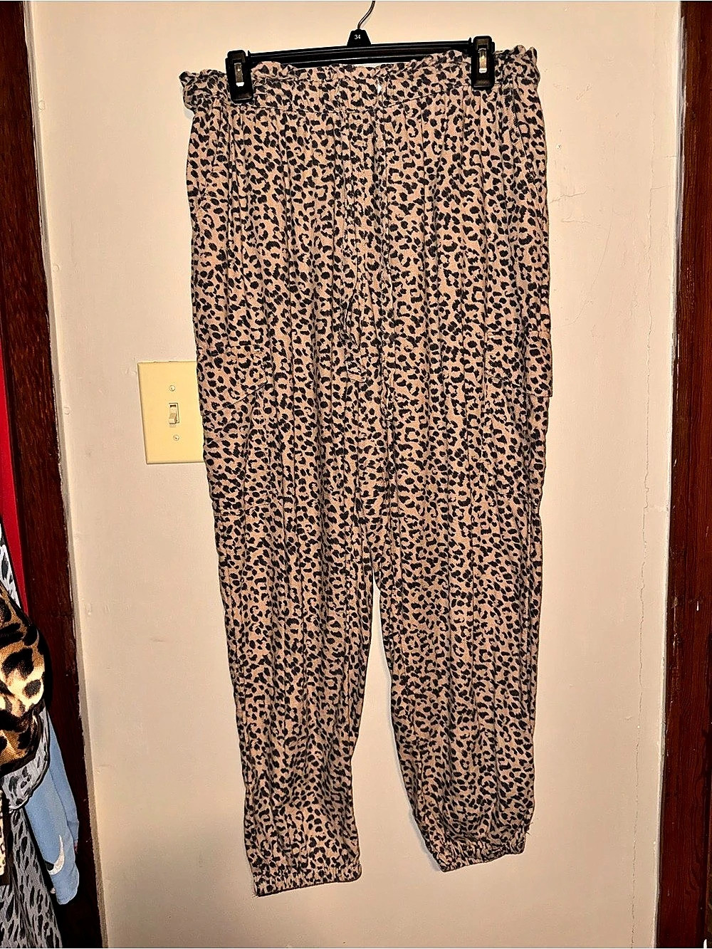 Aerie Animal Print Jogger Pants in Brown Size Medium